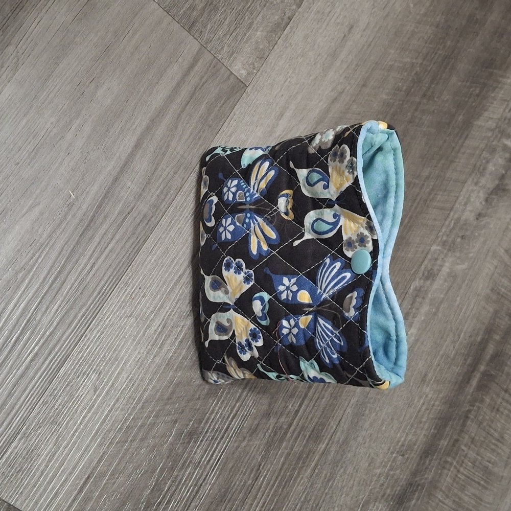 🔥Butterfly Patterned Quilted Pouch🔥 - Picture 7 of 8